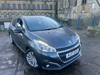 Used Peugeot 208 2017 for sale - 79054484: Photo