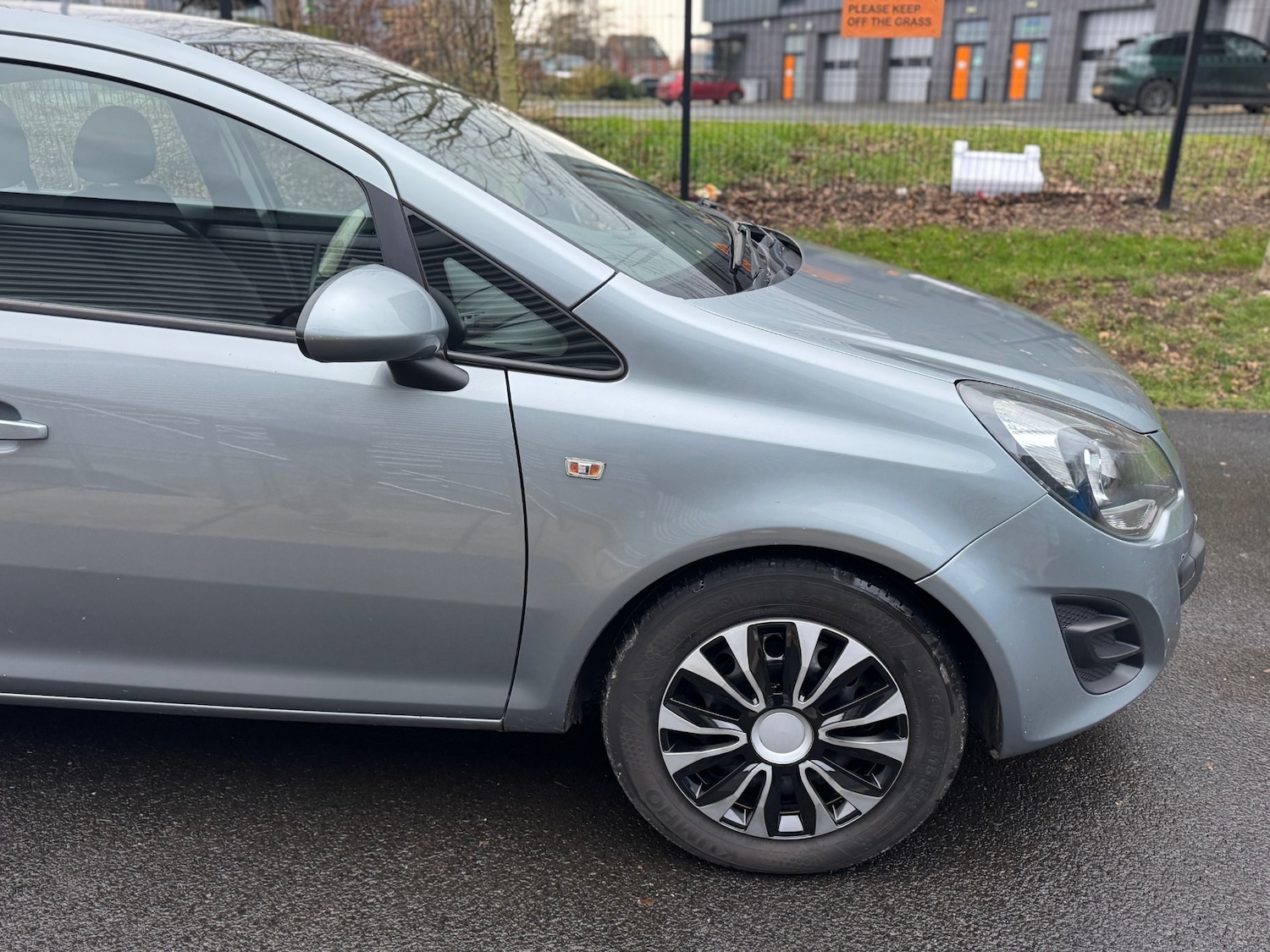 Used Vauxhall Corsa 2014 for sale - 76951331: Photo 9