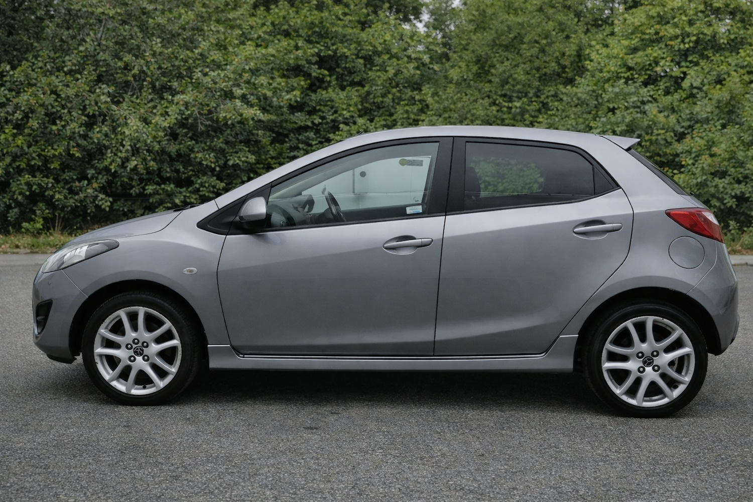 Used Mazda Mazda2 2013 for sale - 77682666: Photo 4