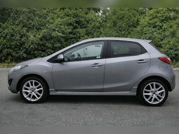 Used Mazda Mazda2 2013 for sale - 77682666: Photo