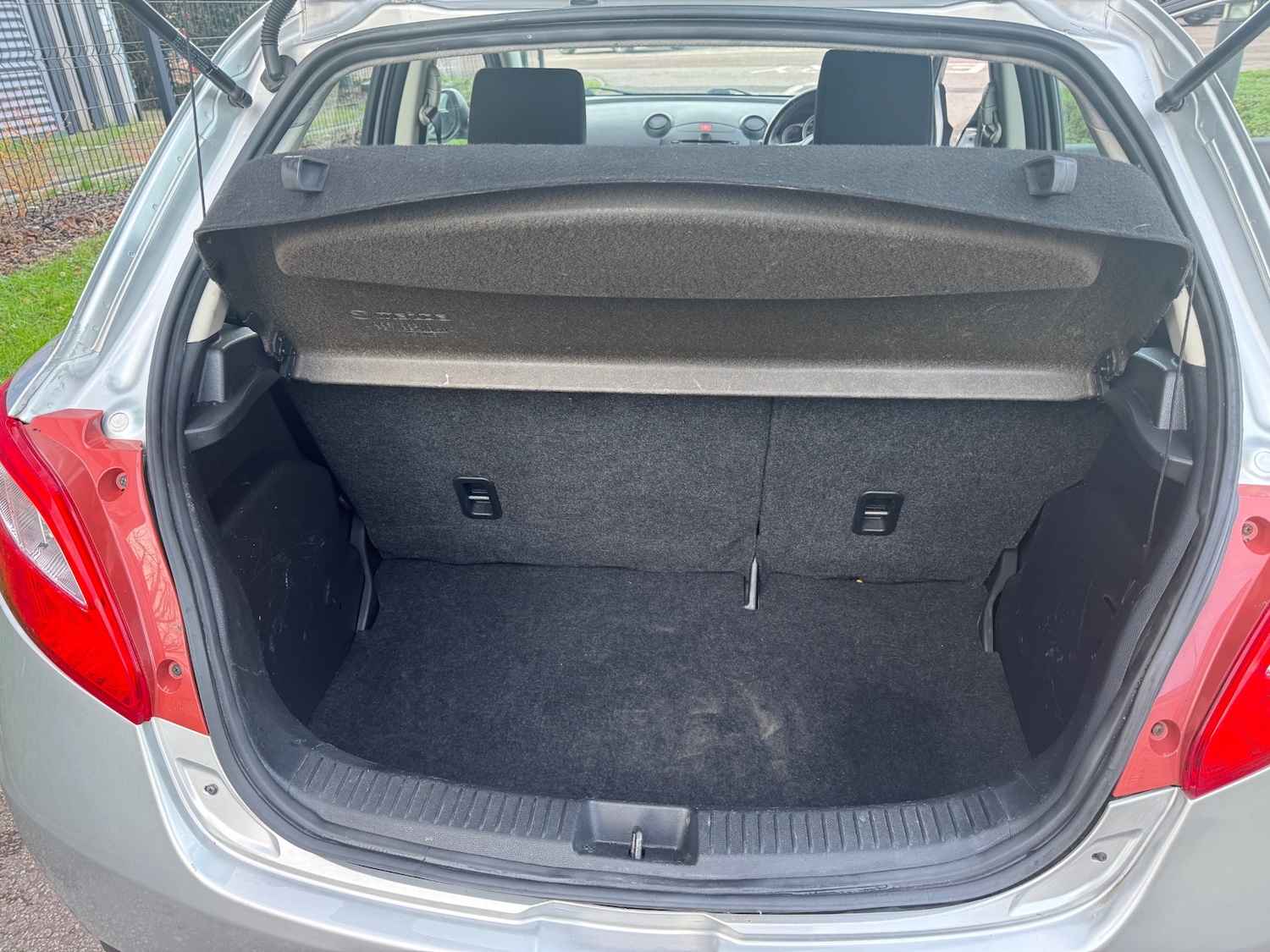 Used Mazda Mazda2 2011 for sale - 77314303: Photo 18