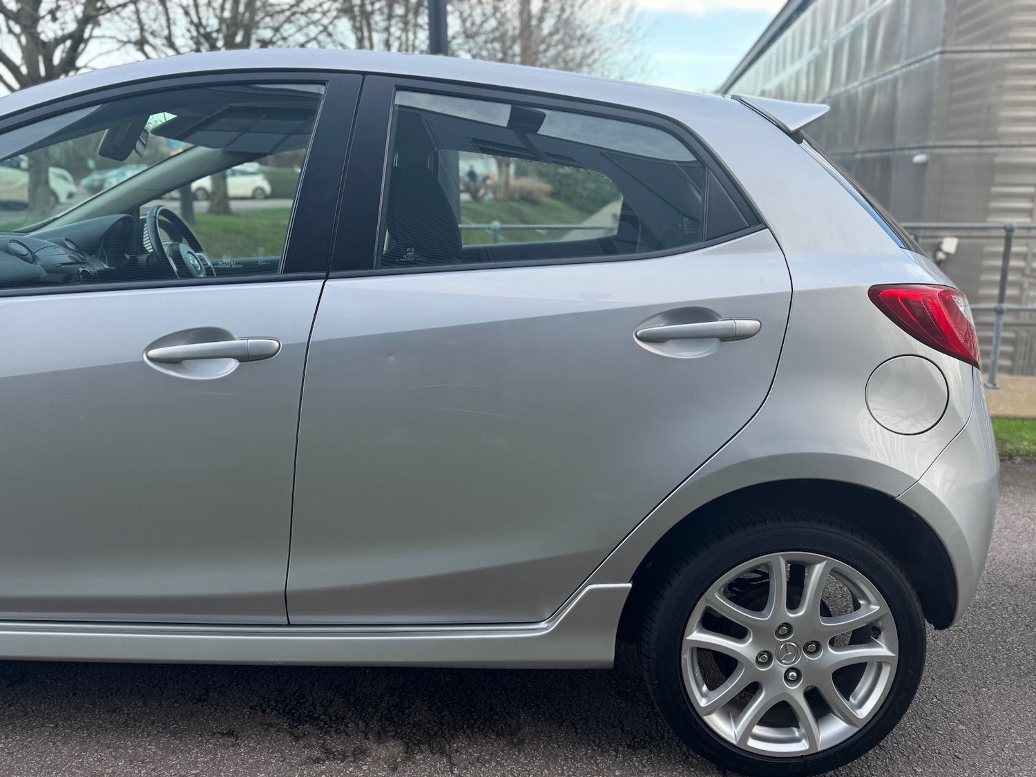 Used Mazda Mazda2 2011 for sale - 77314303: Photo 5