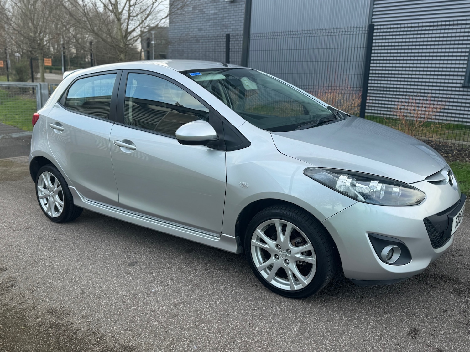 Used Mazda Mazda2 2011 for sale - 77314303: Photo 6