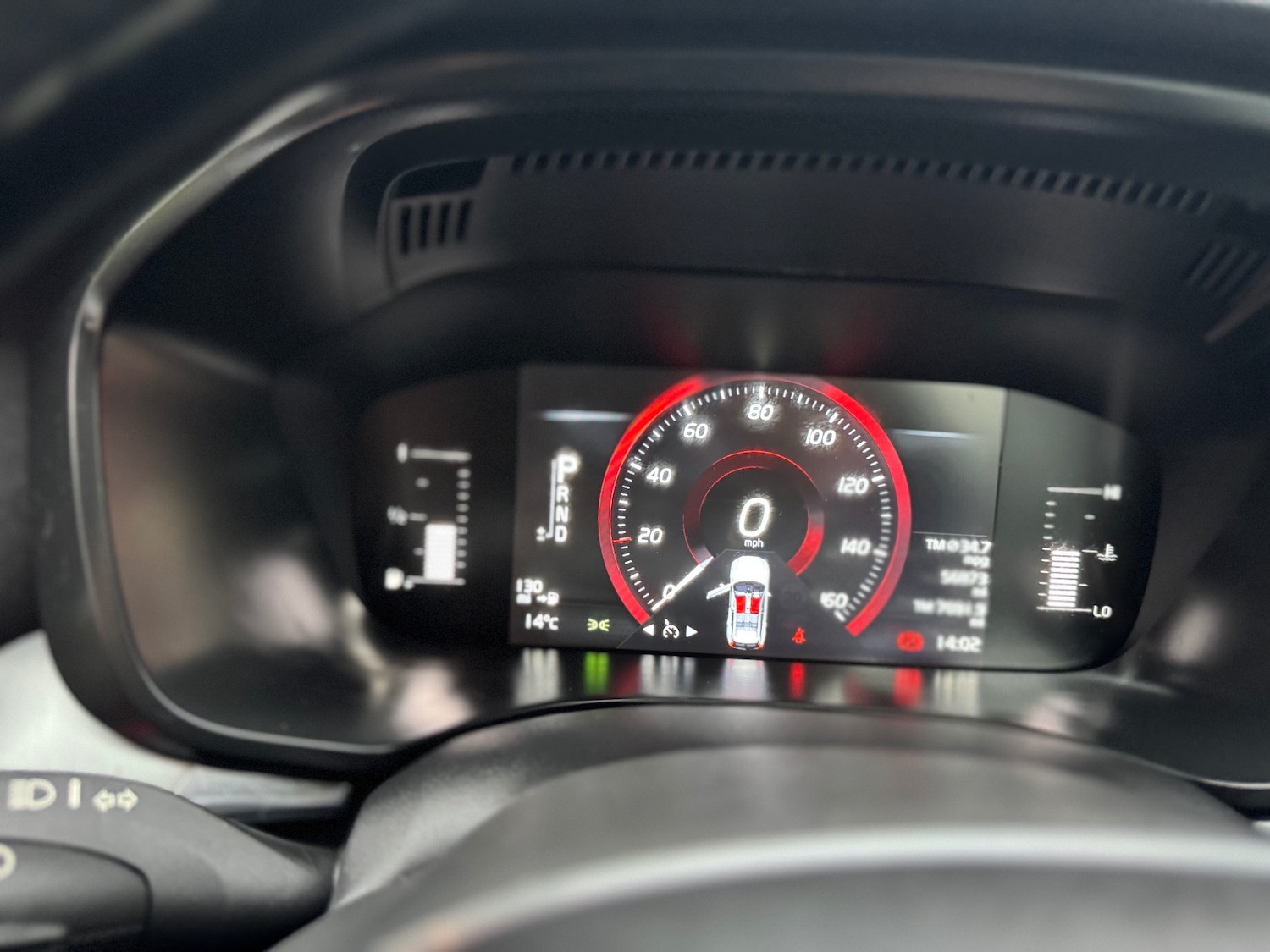 Used Volvo XC60 2018 for sale - 76885283: Photo 18