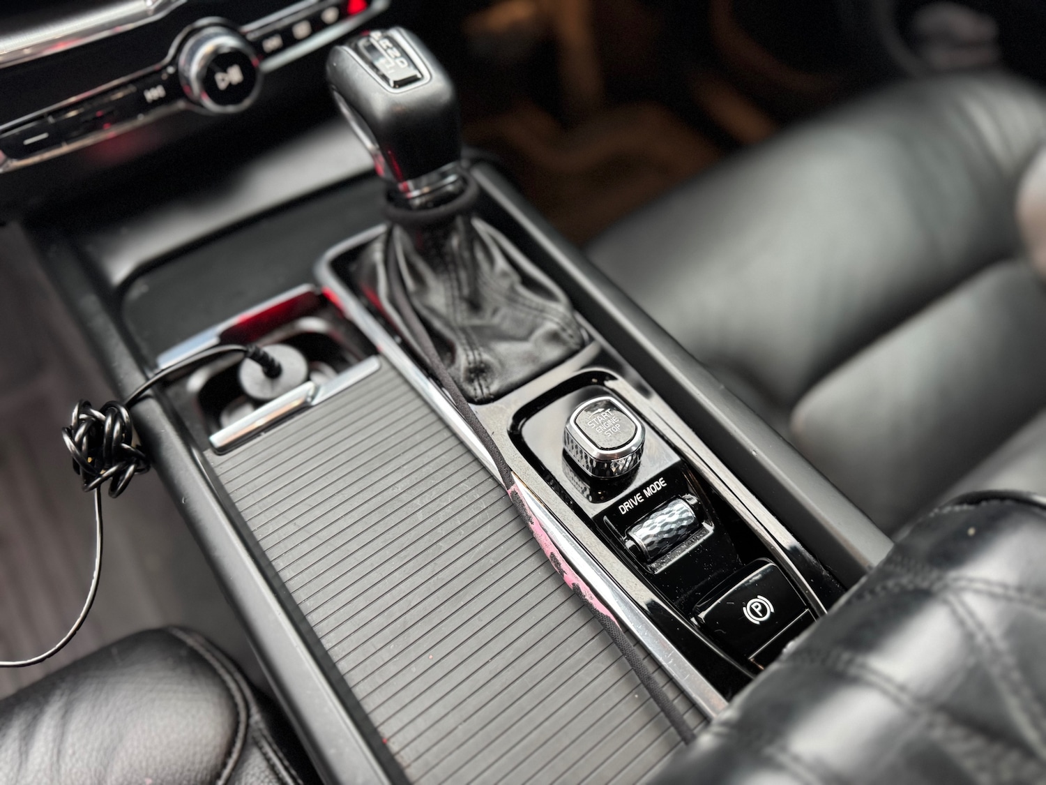 Used Volvo XC60 2018 for sale - 76885283: Photo 19