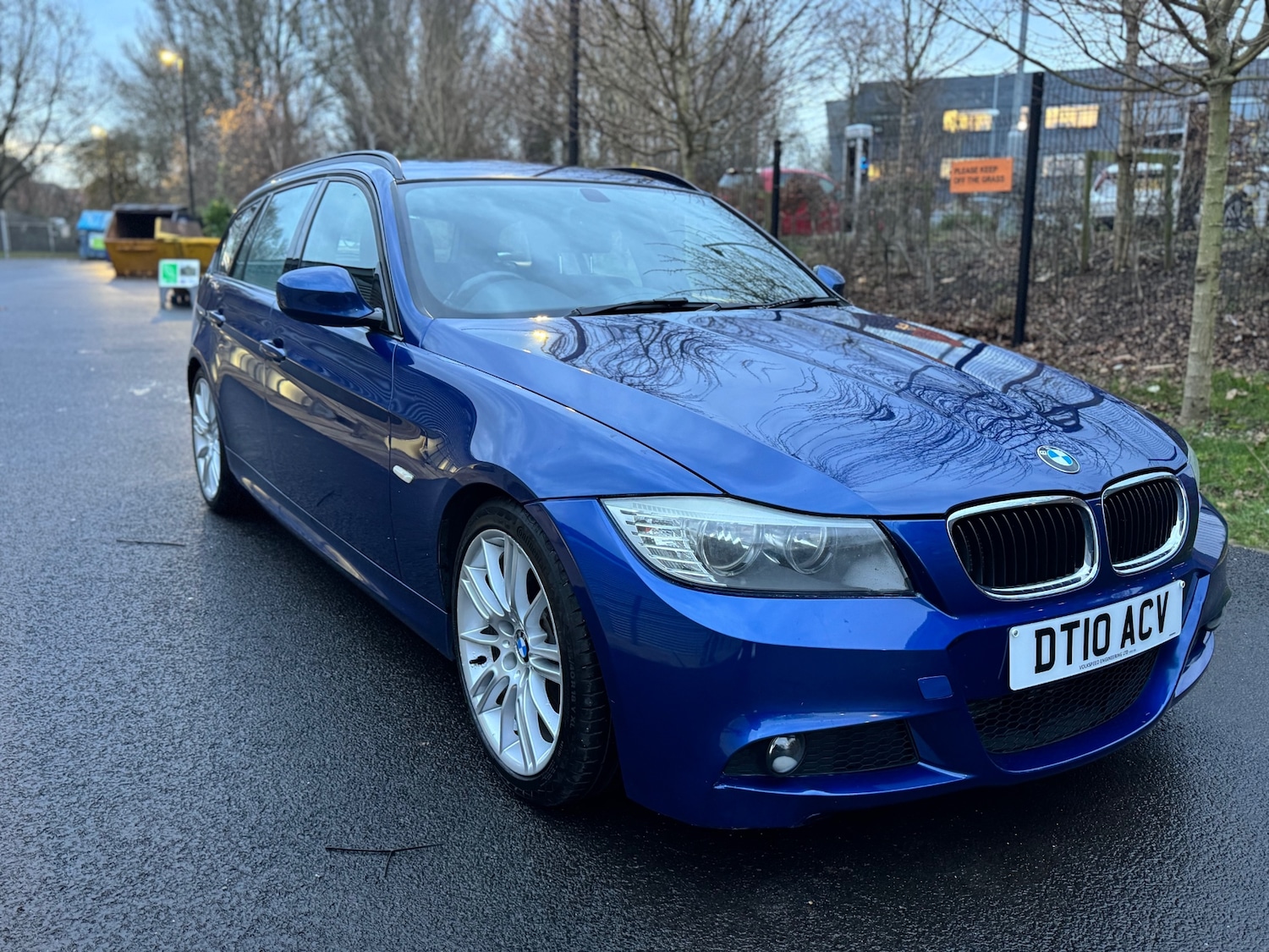 Used BMW 3 Series 2010 for sale - 76951382: Photo 10