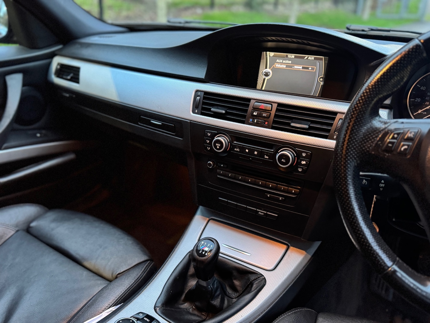 Used BMW 3 Series 2010 for sale - 76951382: Photo 12