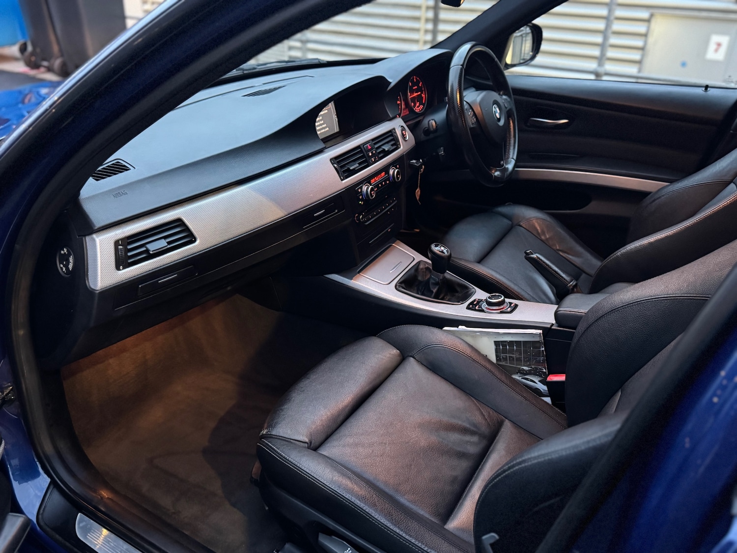 Used BMW 3 Series 2010 for sale - 76951382: Photo 13