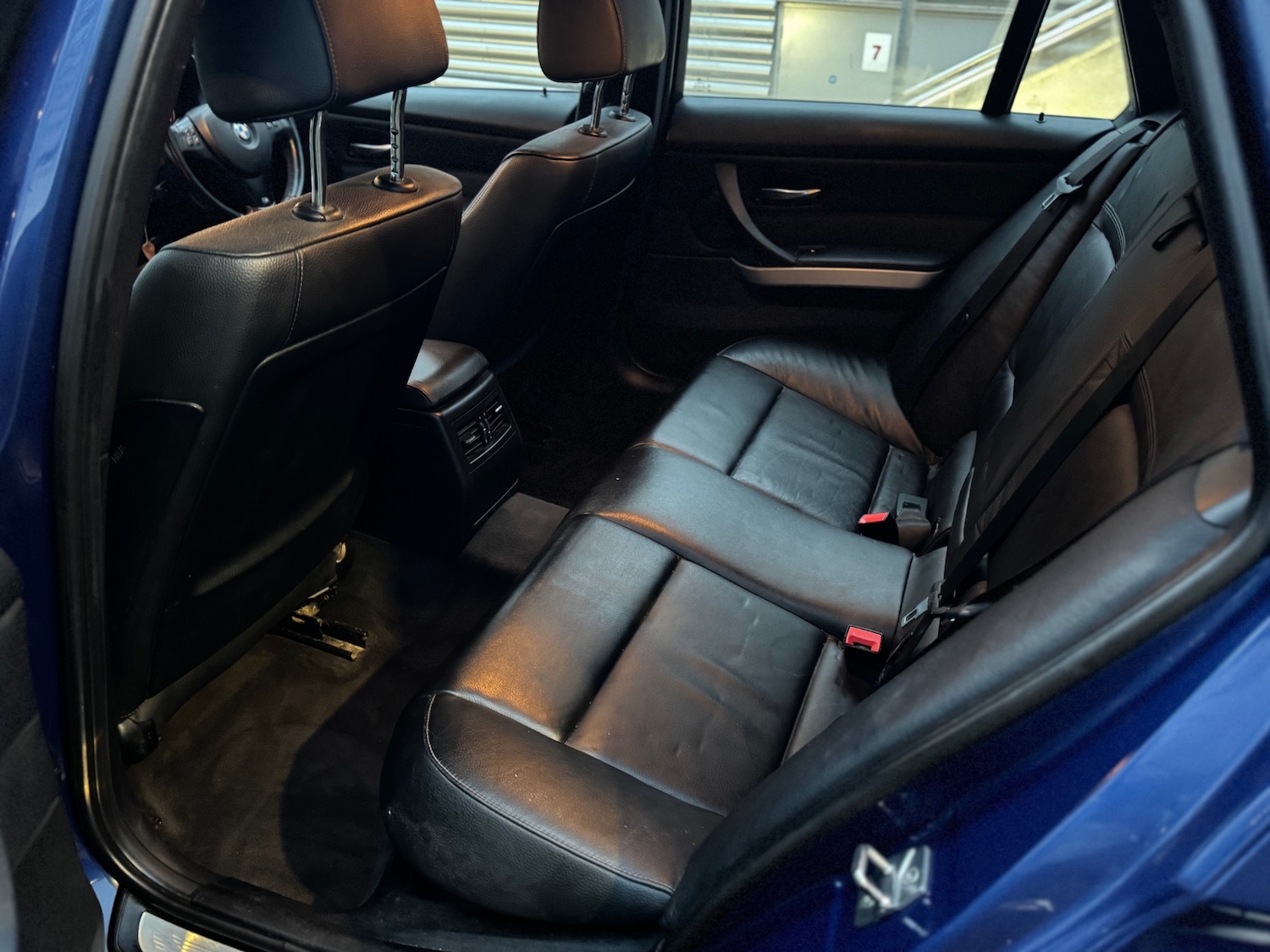 Used BMW 3 Series 2010 for sale - 76951382: Photo 15