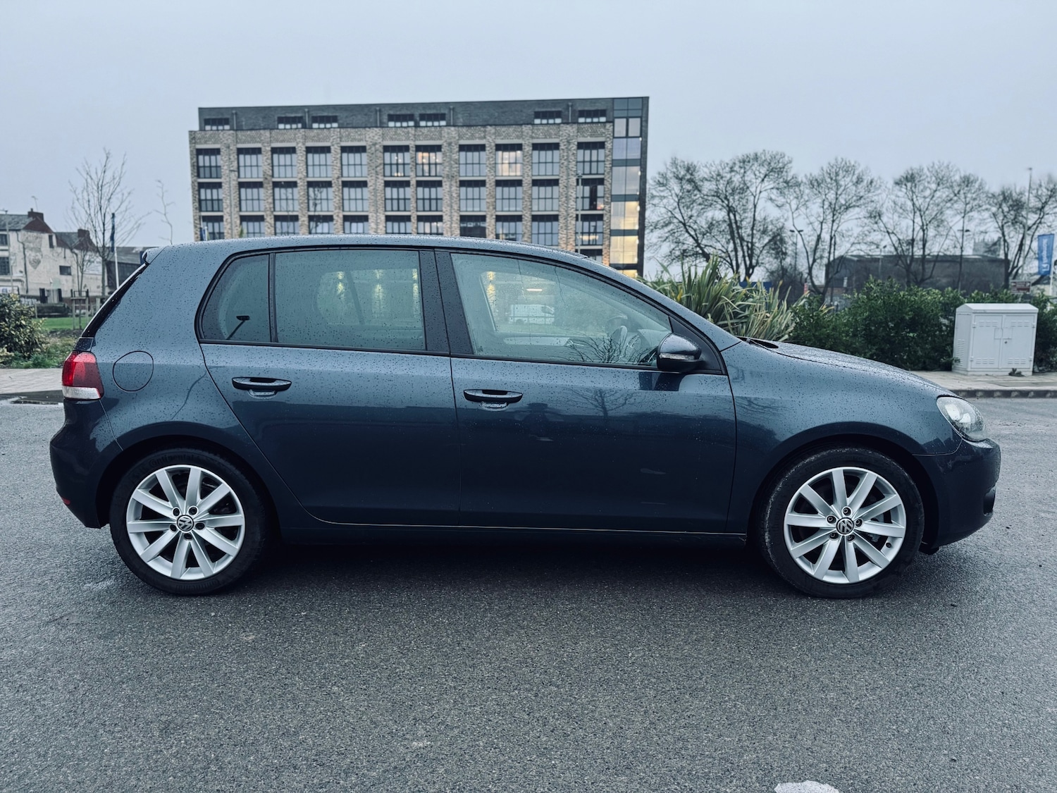 Used Volkswagen Golf 2010 for sale - 77190335: Photo 11