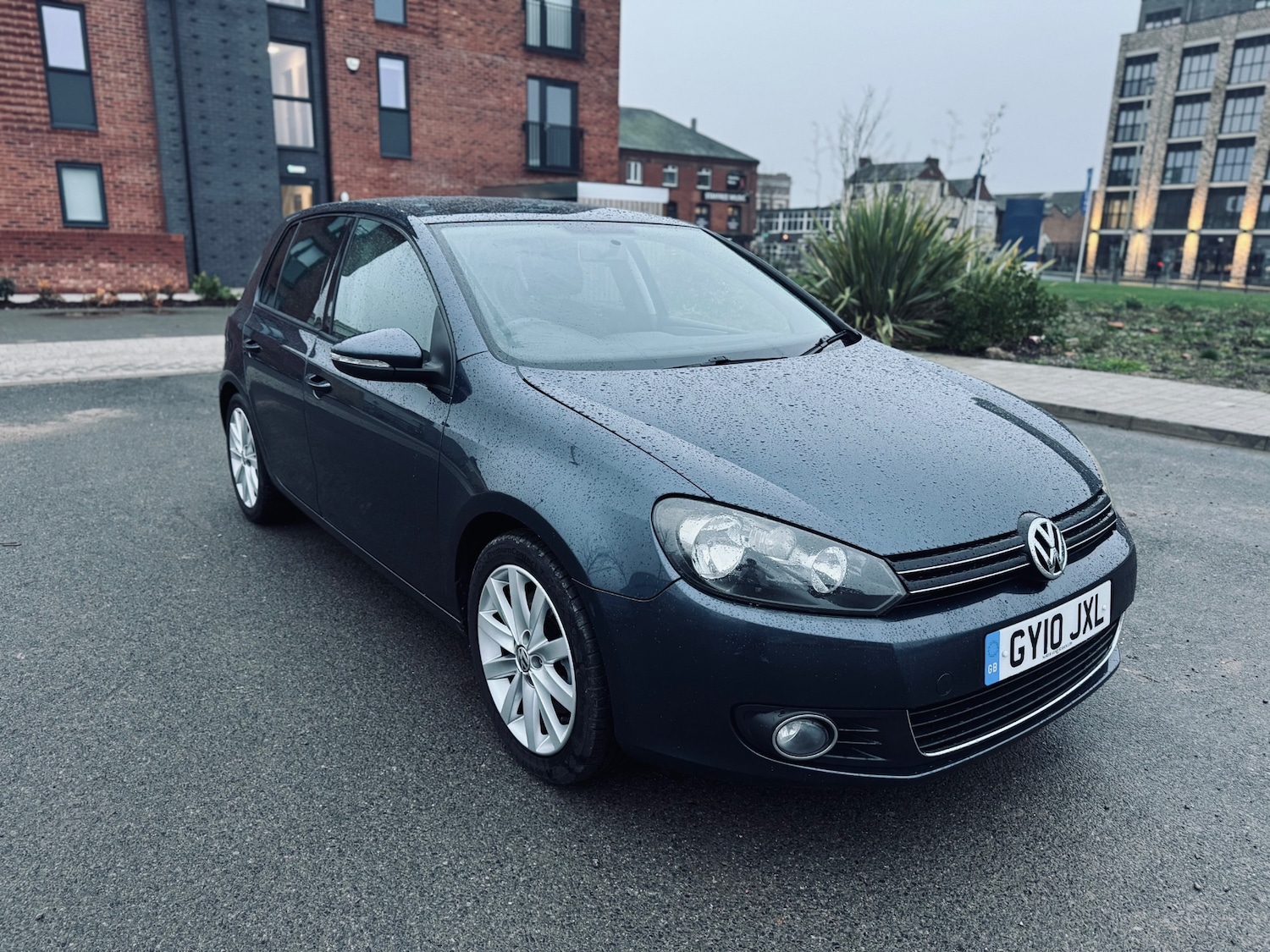 Used Volkswagen Golf 2010 for sale - 77190335: Photo 12