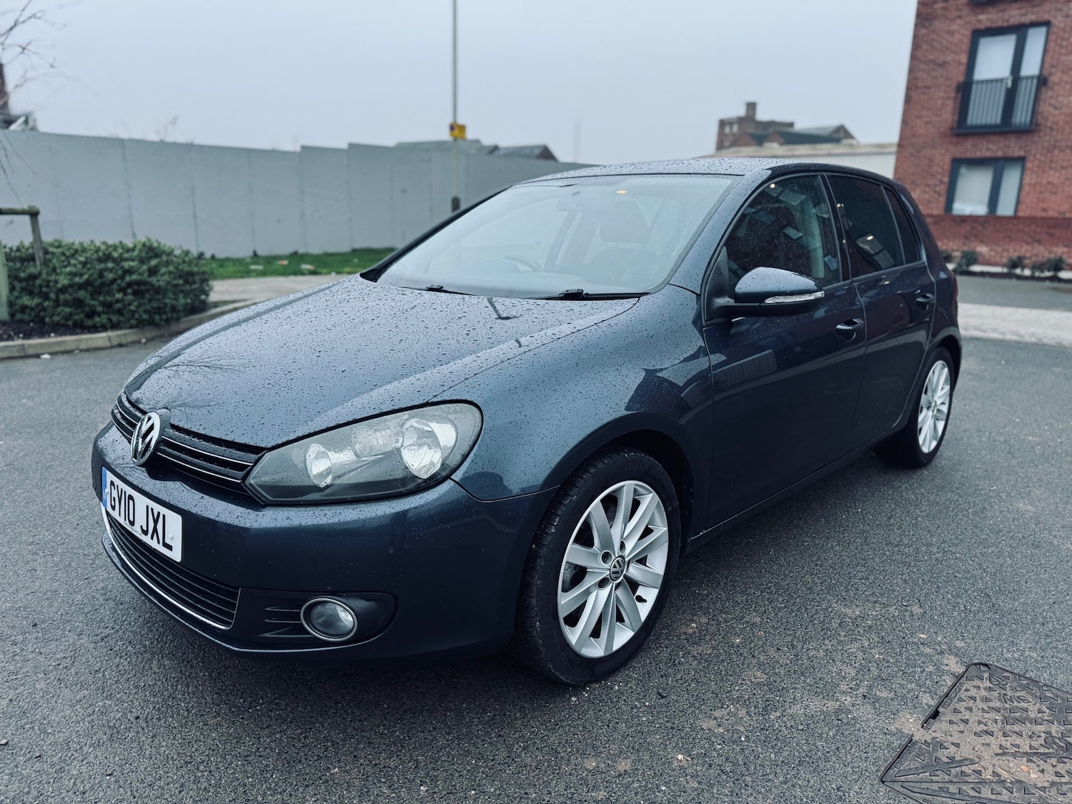 Used Volkswagen Golf 2010 for sale - 77190335: Photo 2