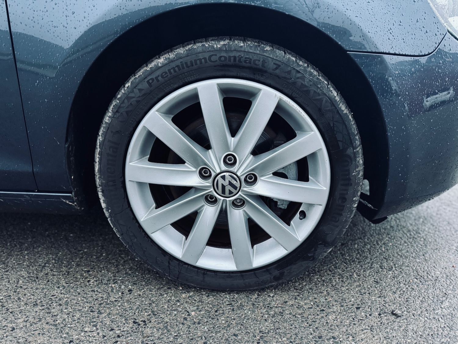 Used Volkswagen Golf 2010 for sale - 77190335: Photo 24