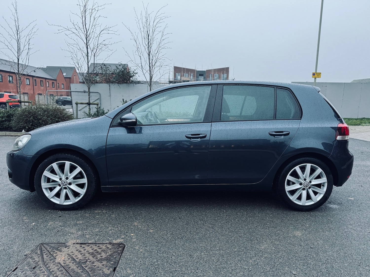 Used Volkswagen Golf 2010 for sale - 77190335: Photo 5