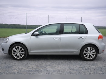 Used Volkswagen Golf 2011 for sale - 77766272: Photo