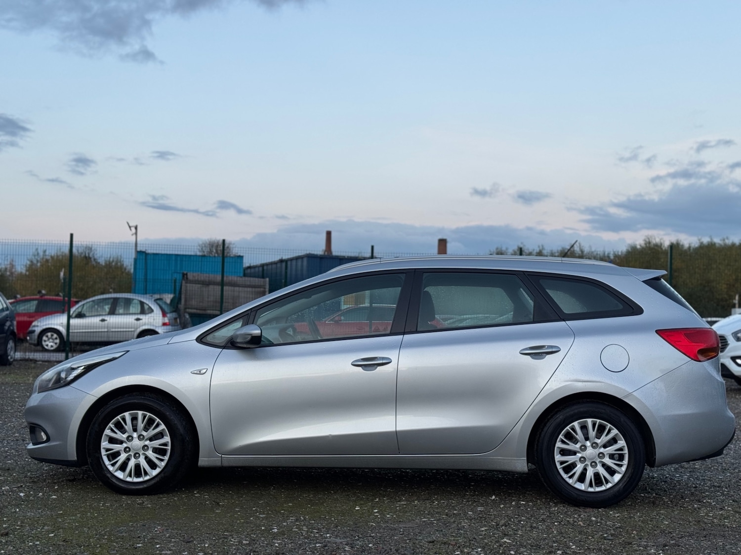 Used Kia Ceed 2018 for sale - 76885260: Photo 3