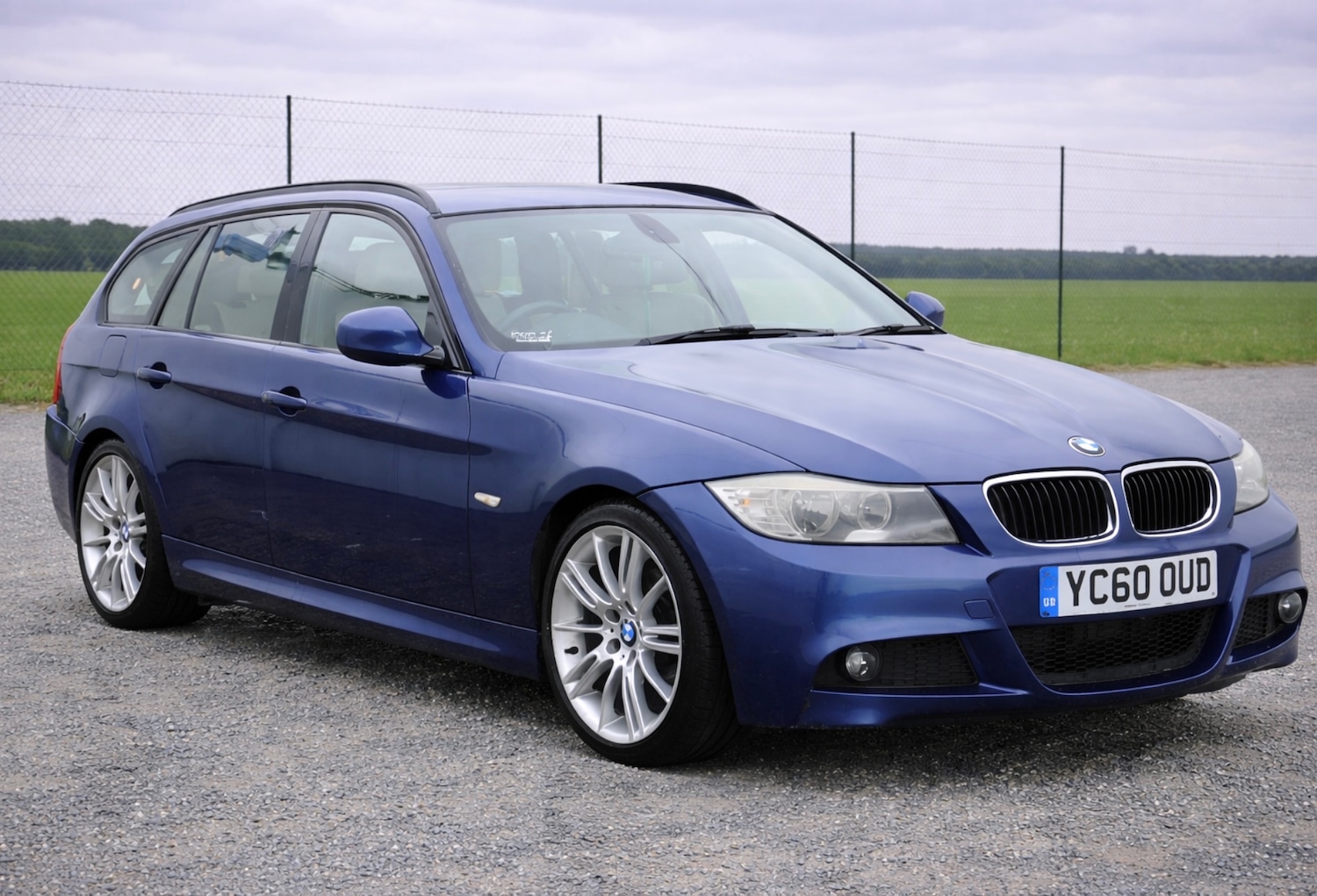 Used BMW 3 Series 2011 for sale - 78045851: Photo 2