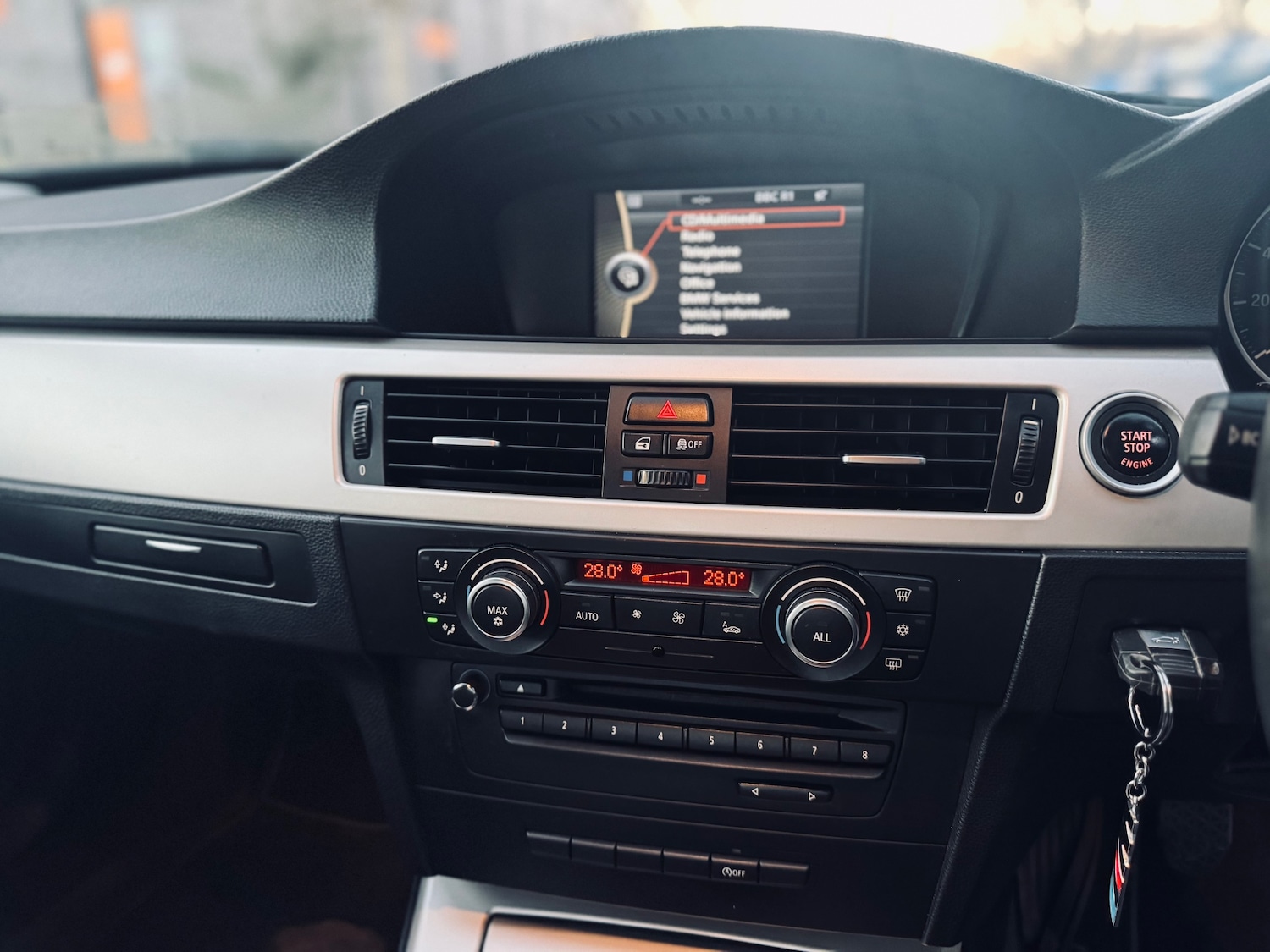 Used BMW 3 Series 2011 for sale - 77118884: Photo 16