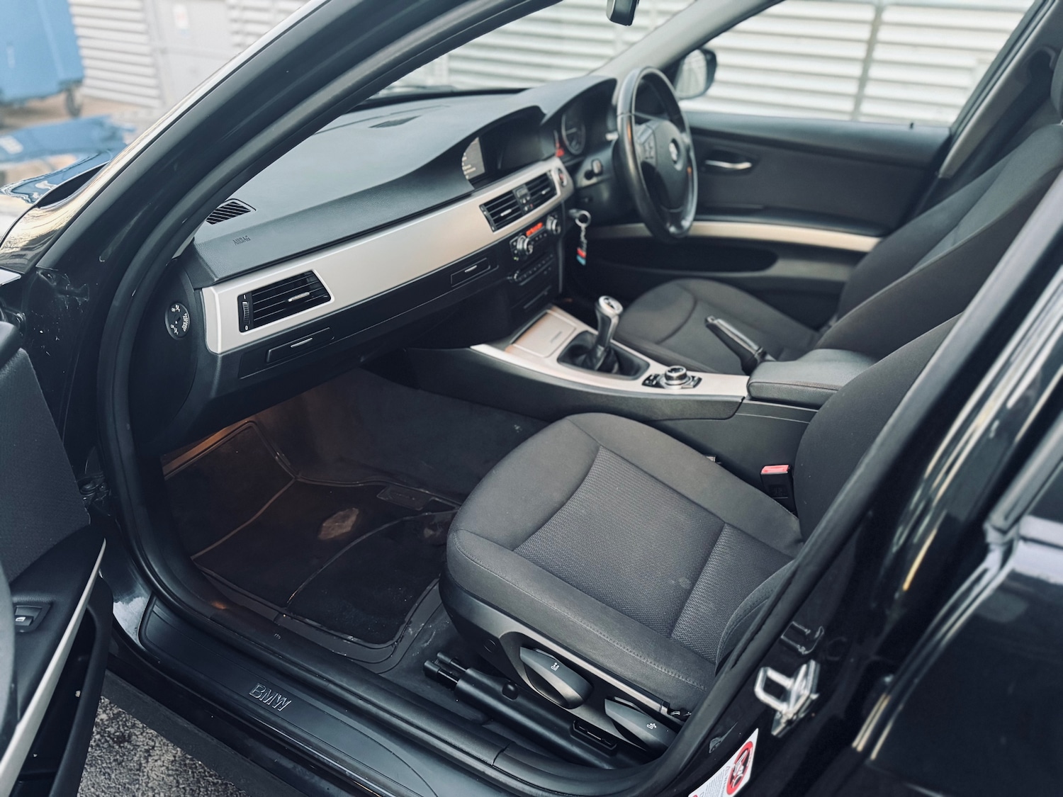 Used BMW 3 Series 2011 for sale - 77118884: Photo 21