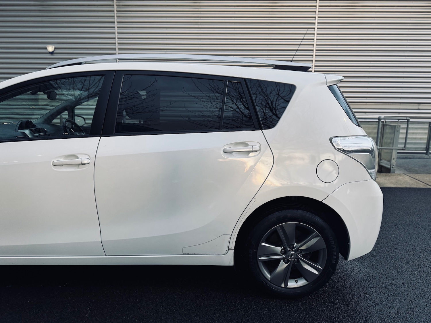 Used Toyota Verso 2015 for sale - 77129818: Photo 4