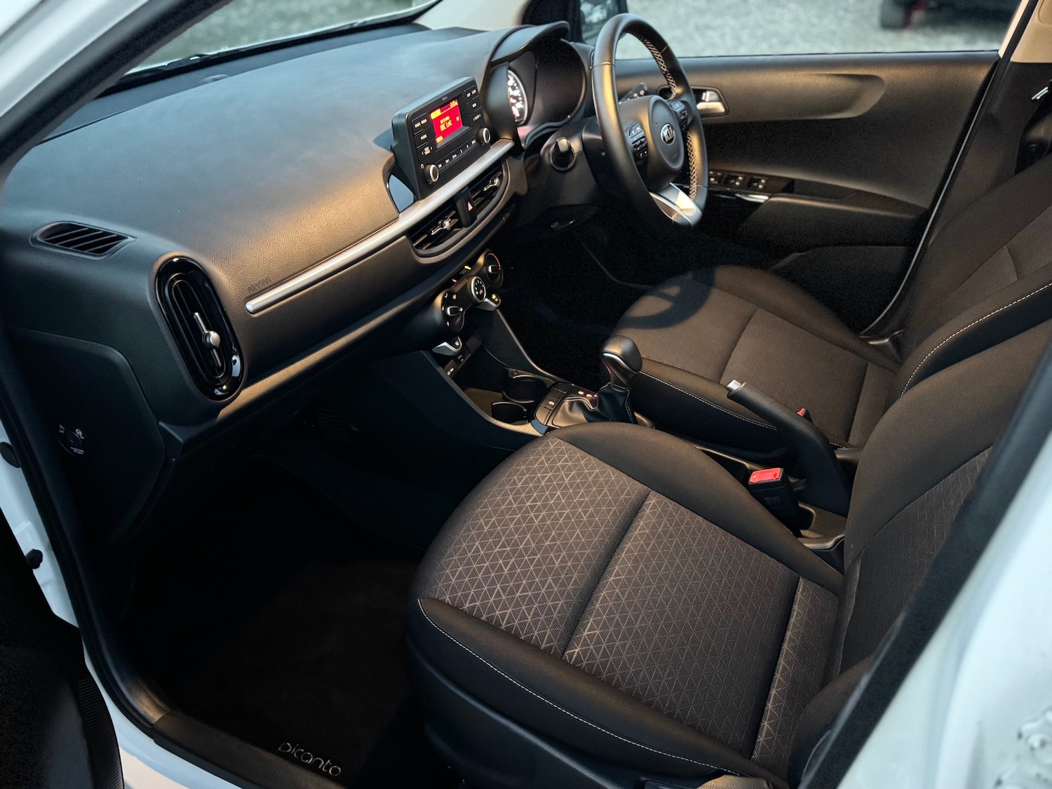 Used Kia Picanto 2021 for sale - 76941870: Photo 19