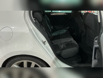 Used Volkswagen Golf 2009 for sale - 77682268: Photo