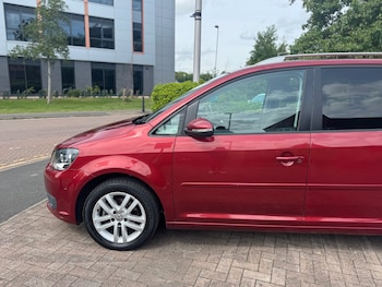 Used Volkswagen Touran 2013 for sale - 78689709: Photo