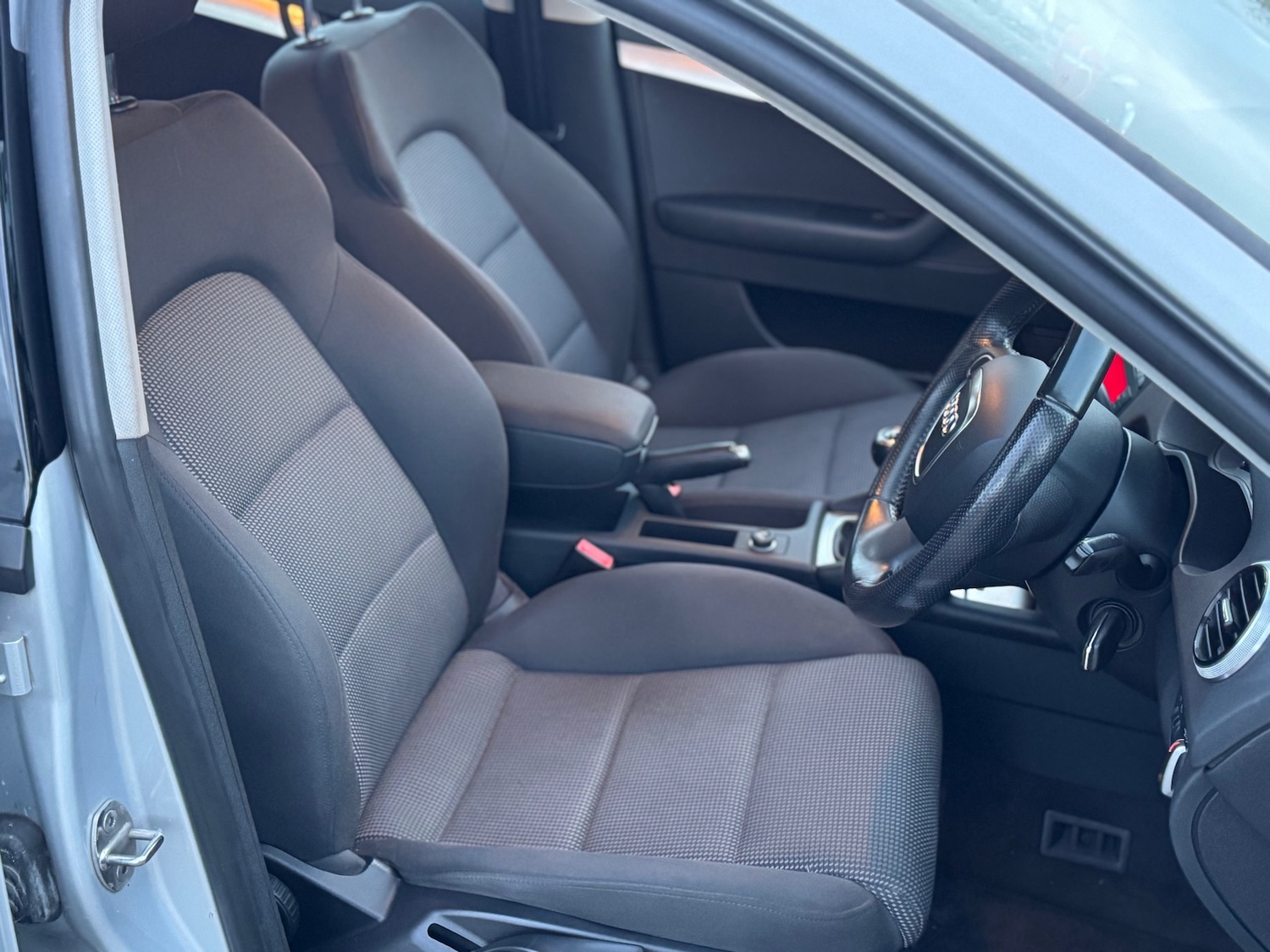 Used Audi A3 2011 for sale - 76886077: Photo 10