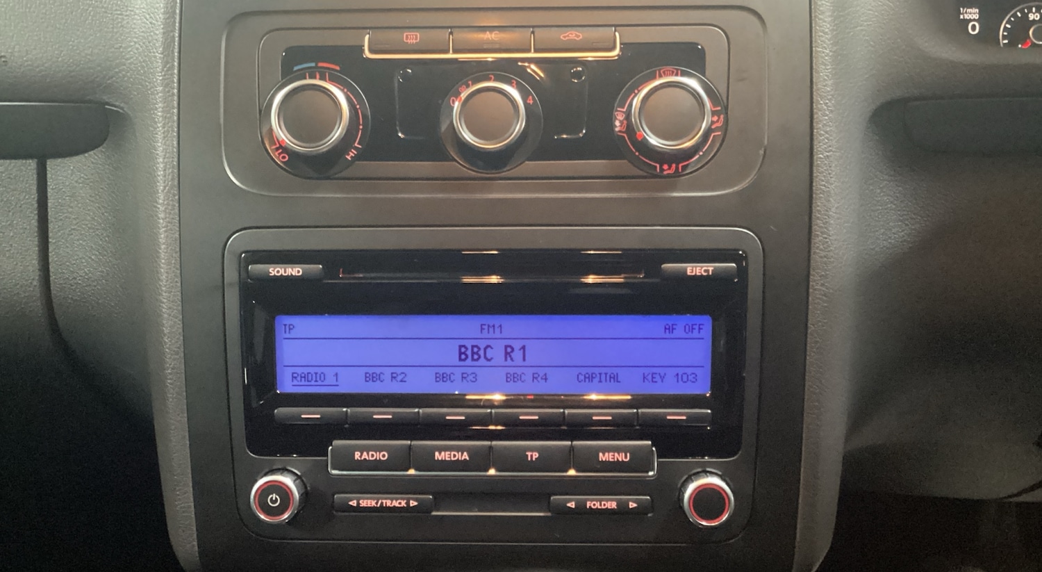 Used Volkswagen Touran 2011 for sale - 77682256: Photo 6