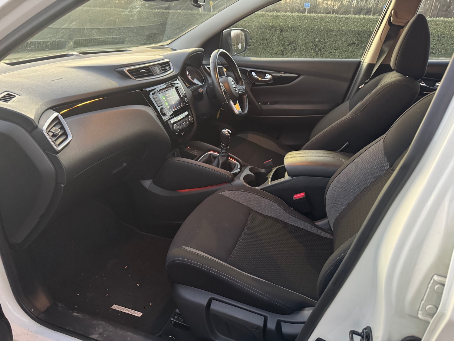 Used Nissan Qashqai 2018 for sale - 77013262: Photo 15