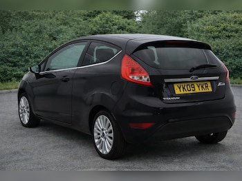 Used Ford Fiesta 2009 for sale - 78112745: Photo