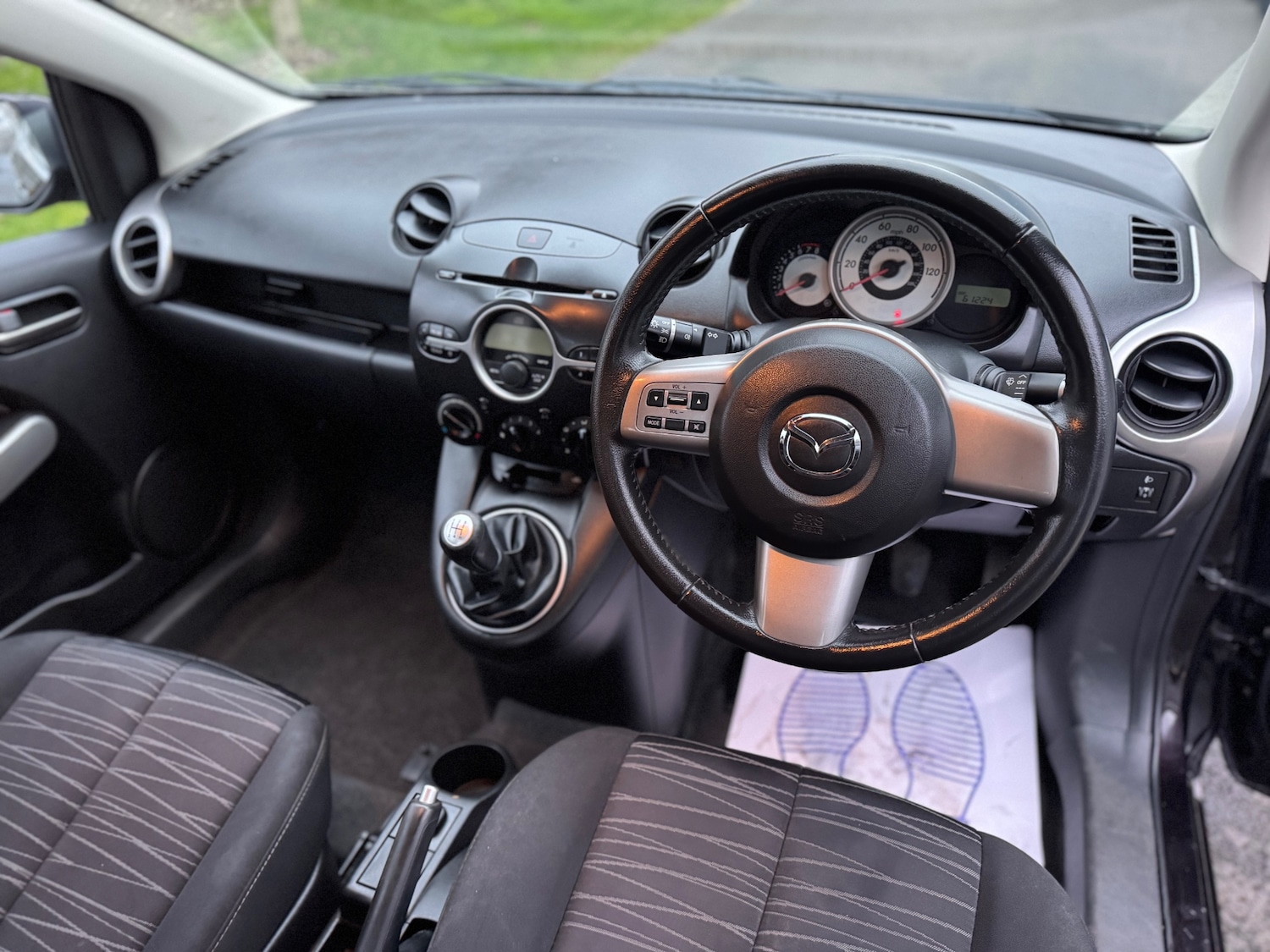 Used Mazda Mazda2 2010 for sale - 77329590: Photo 14