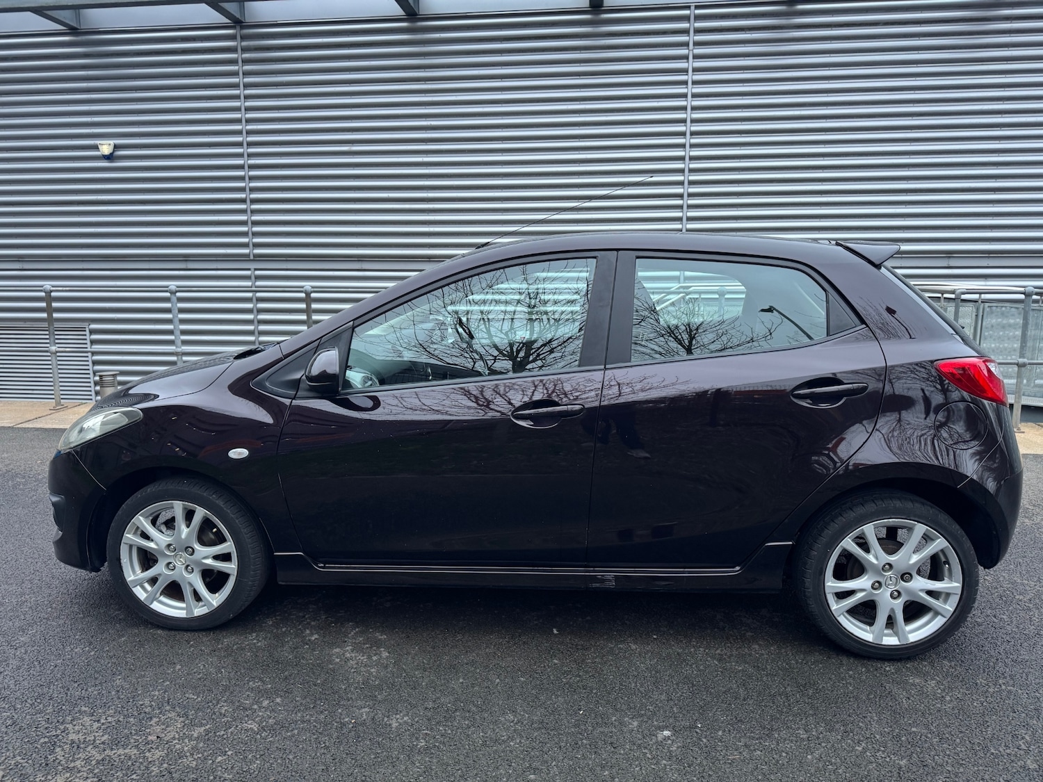 Used Mazda Mazda2 2010 for sale - 77329590: Photo 4