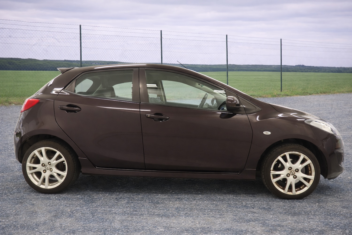 Used Mazda Mazda2 2010 for sale - 78046011: Photo 5