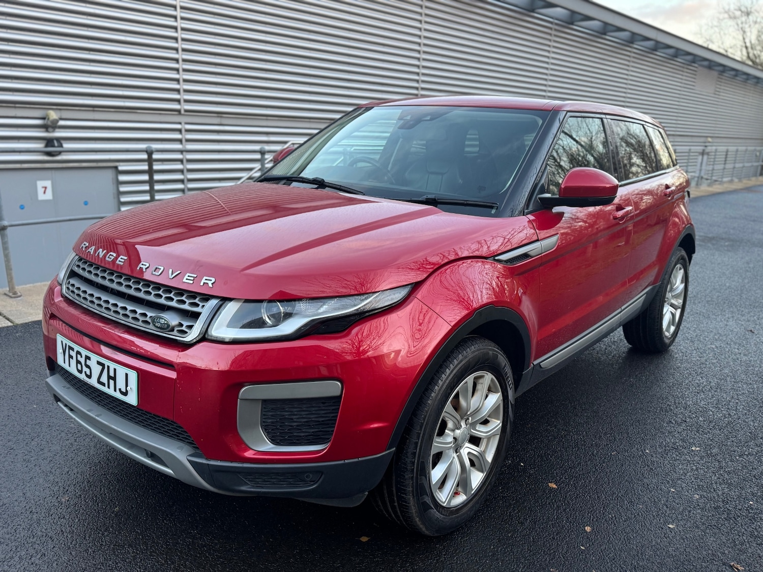 Used Land Rover Range Rover Evoque 2015 for sale - 77013757: Photo 2