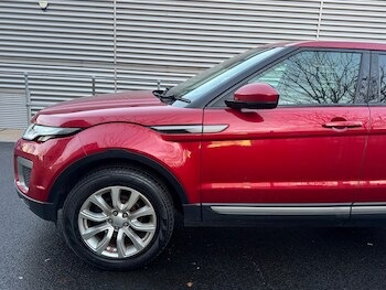 Used Land Rover Range Rover Evoque 2015 for sale - 77013757: Photo