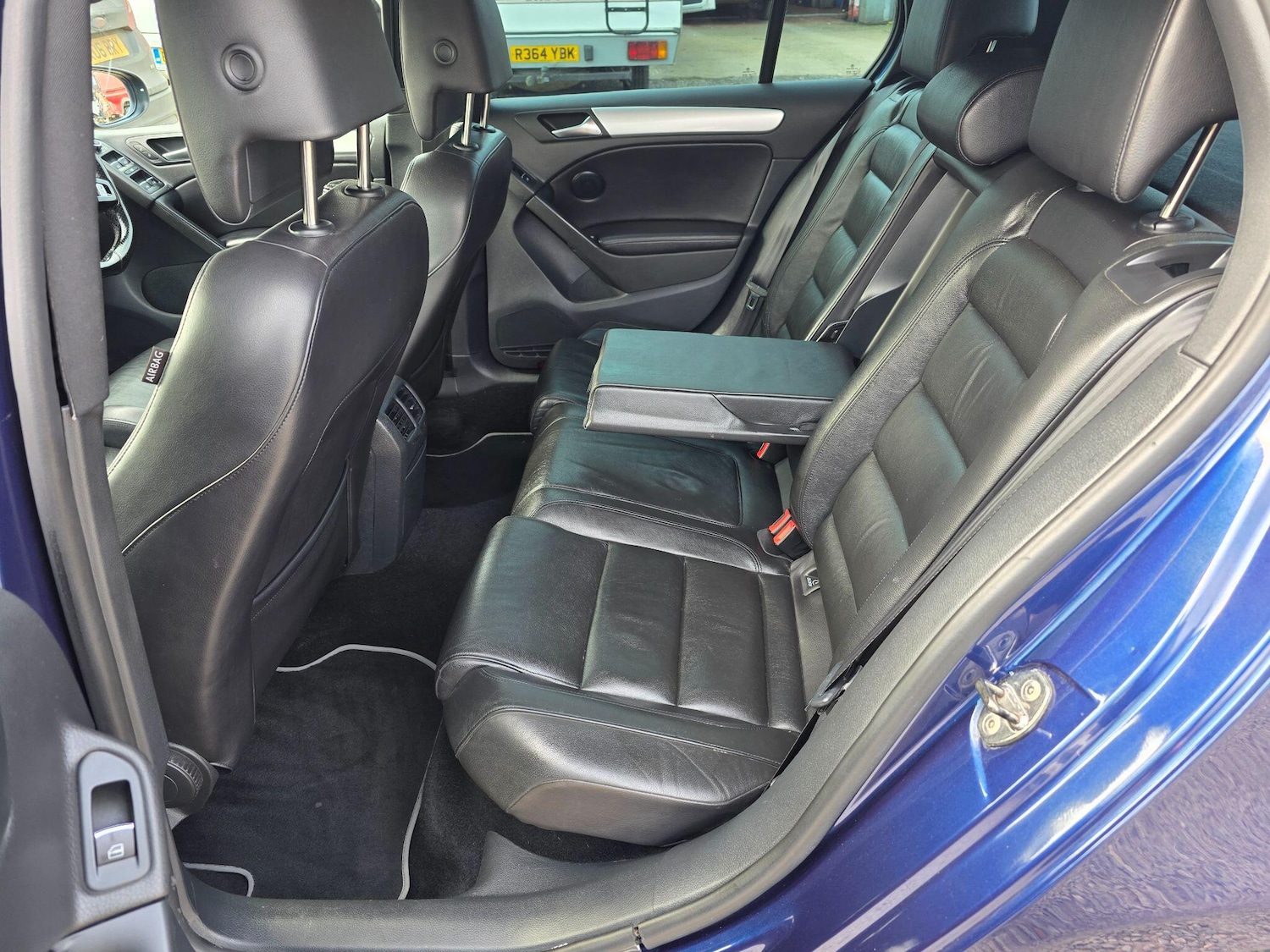 Used Volkswagen Golf 2010 for sale - 77993637: Photo 23