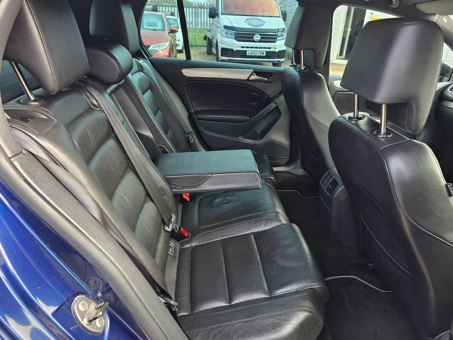 Used Volkswagen Golf 2010 for sale - 77993637: Photo 28