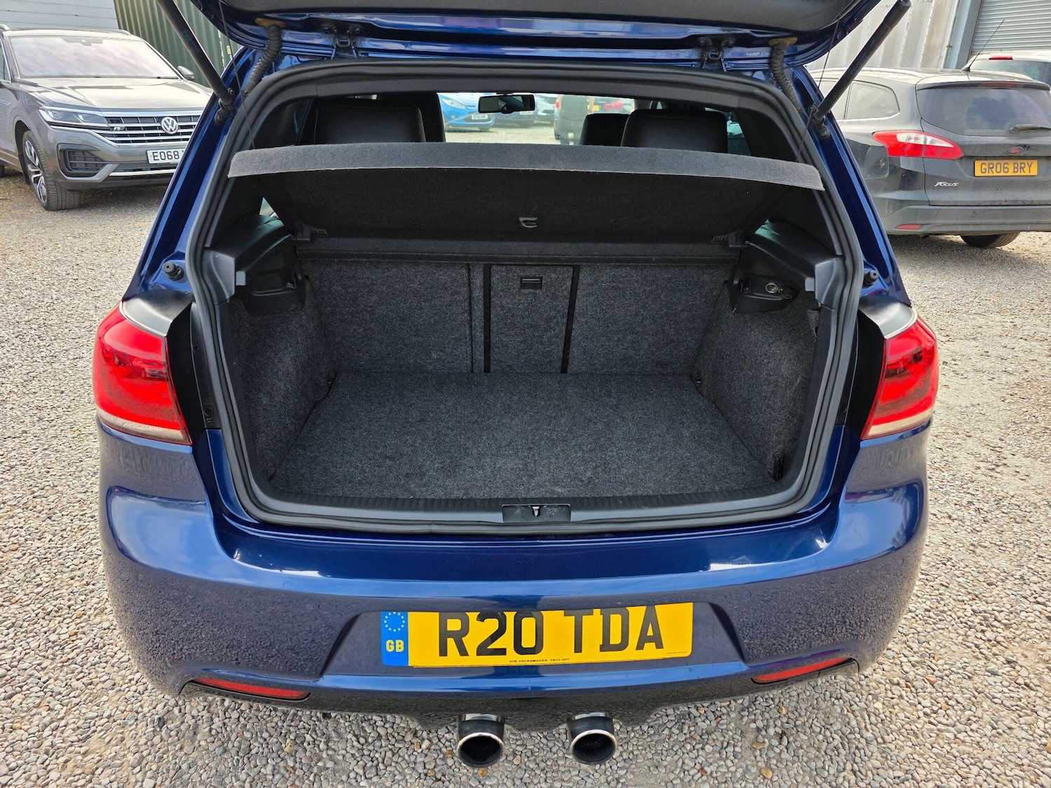 Used Volkswagen Golf 2010 for sale - 77993637: Photo 49