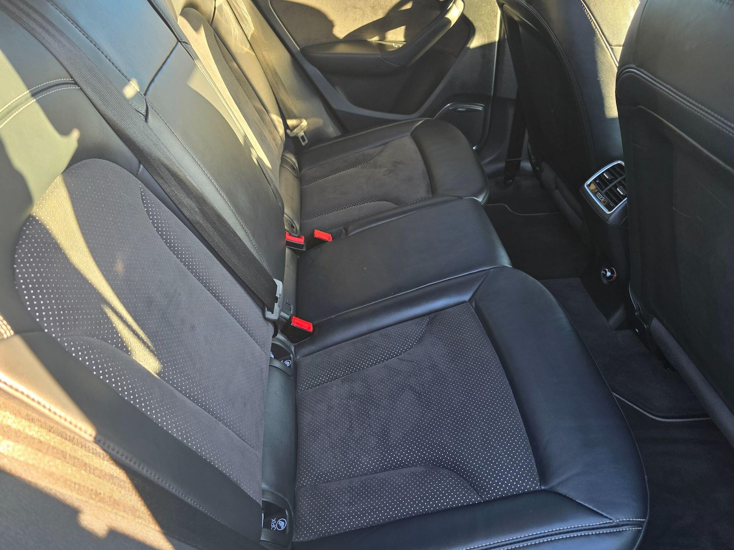 Used Audi Q3 for sale - 77242835: Photo 28