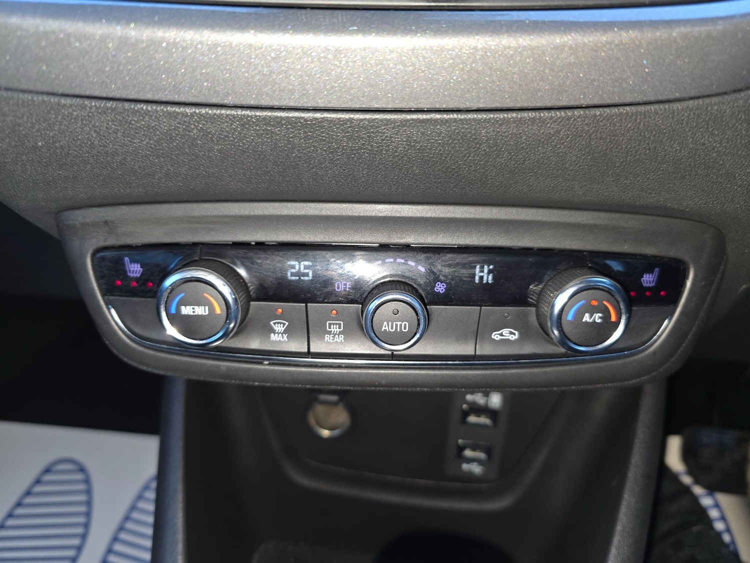 Used Vauxhall Crossland 2022 for sale - 77203639: Photo 23