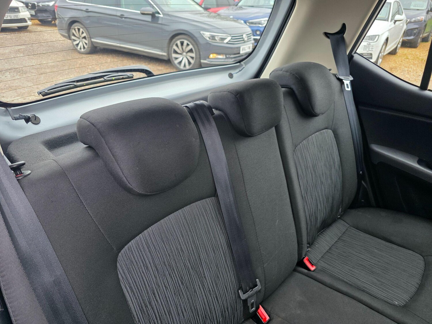 Used Hyundai i10 for sale - 78214210: Photo 27