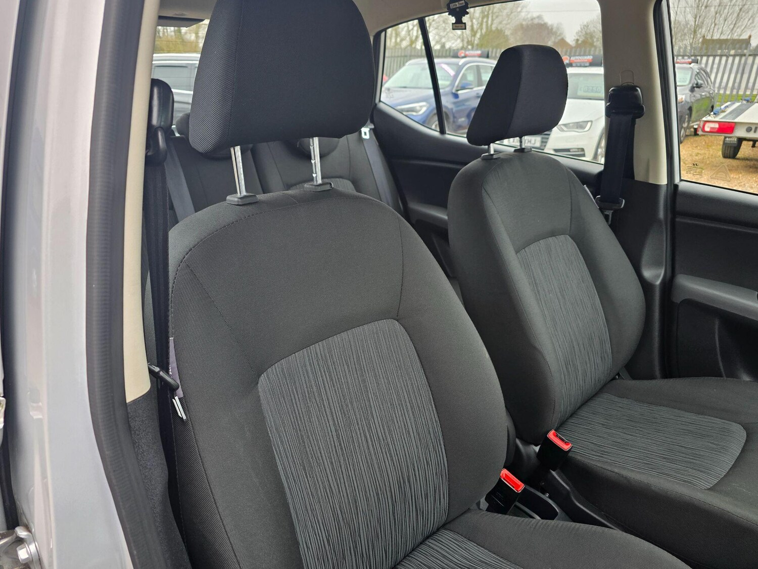 Used Hyundai i10 for sale - 78214210: Photo 34