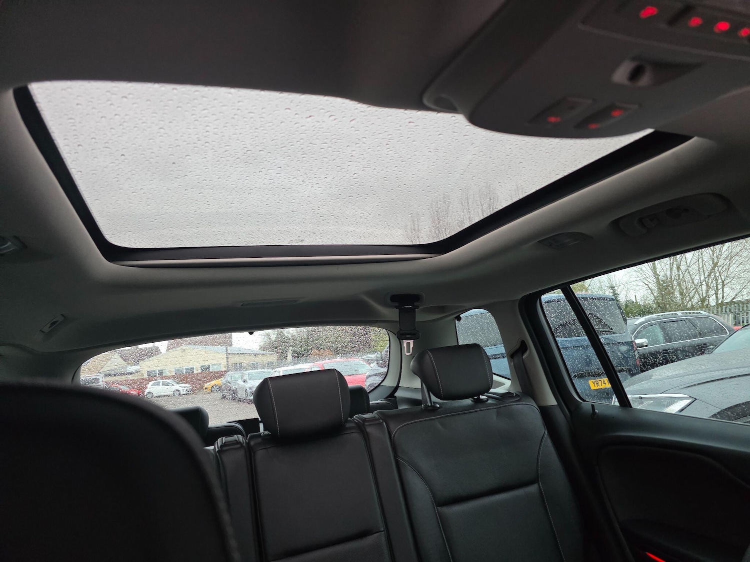 Used Vauxhall Zafira Tourer for sale - 78135696: Photo 30