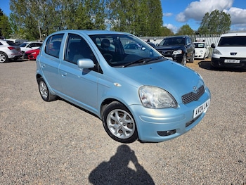 Used Toyota Yaris 2004 for sale - 78335082: Photo