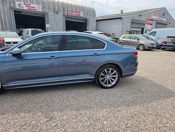 Used Volkswagen Passat 2016 for sale - 79144480: Photo
