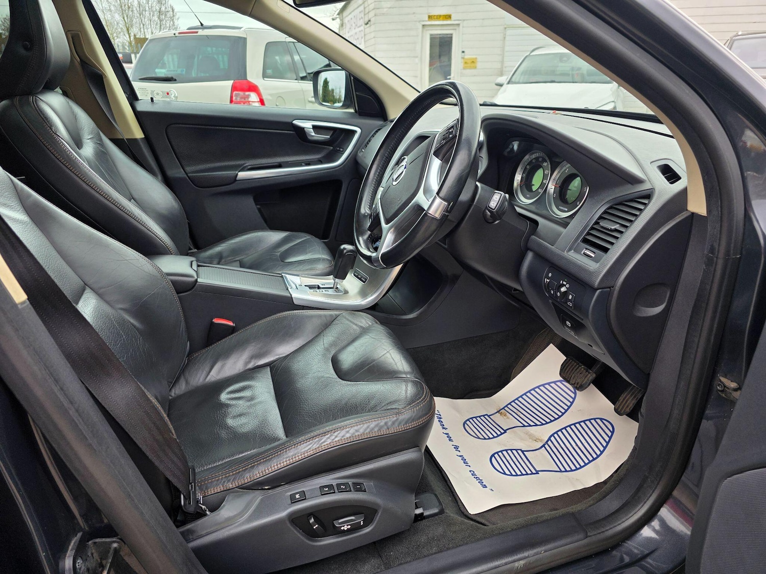 Used Volvo XC60 2012 for sale - 77853913: Photo 15