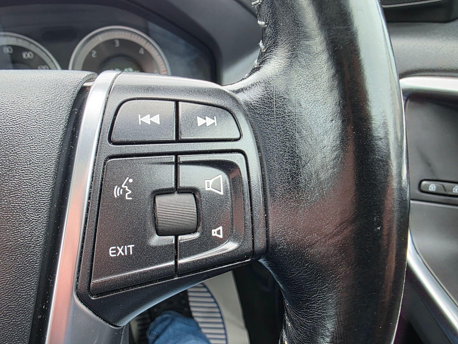 Used Volvo XC60 2012 for sale - 77853913: Photo 29