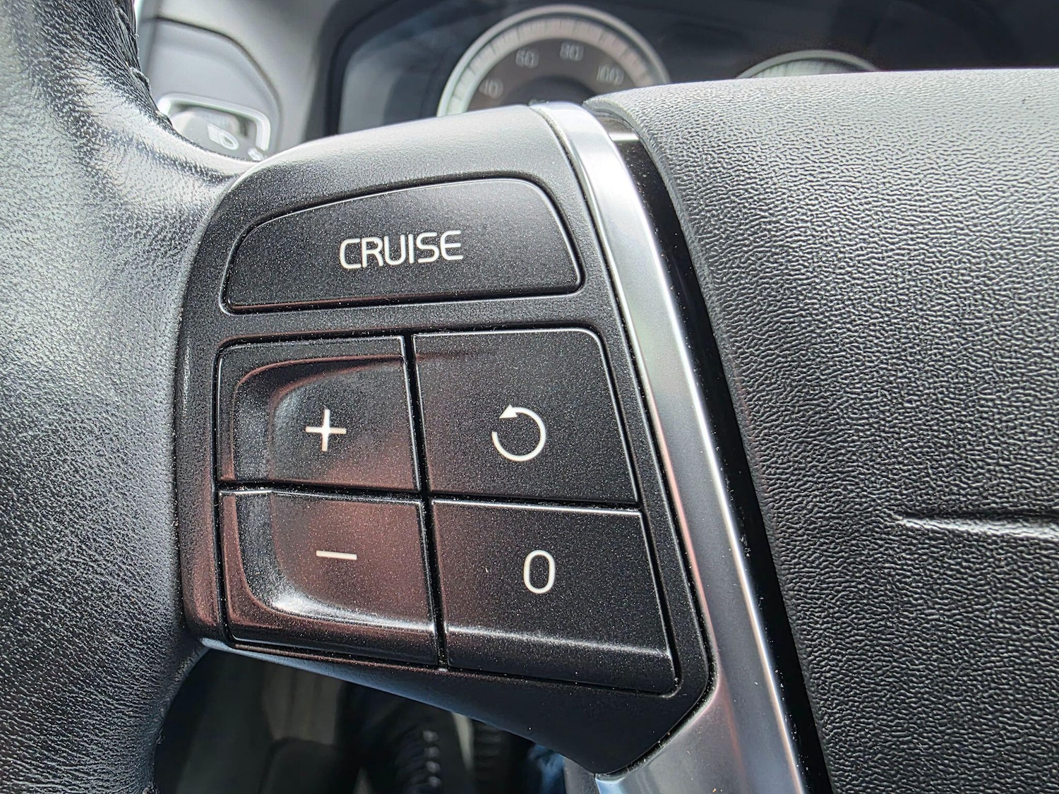 Used Volvo XC60 2012 for sale - 77853913: Photo 30