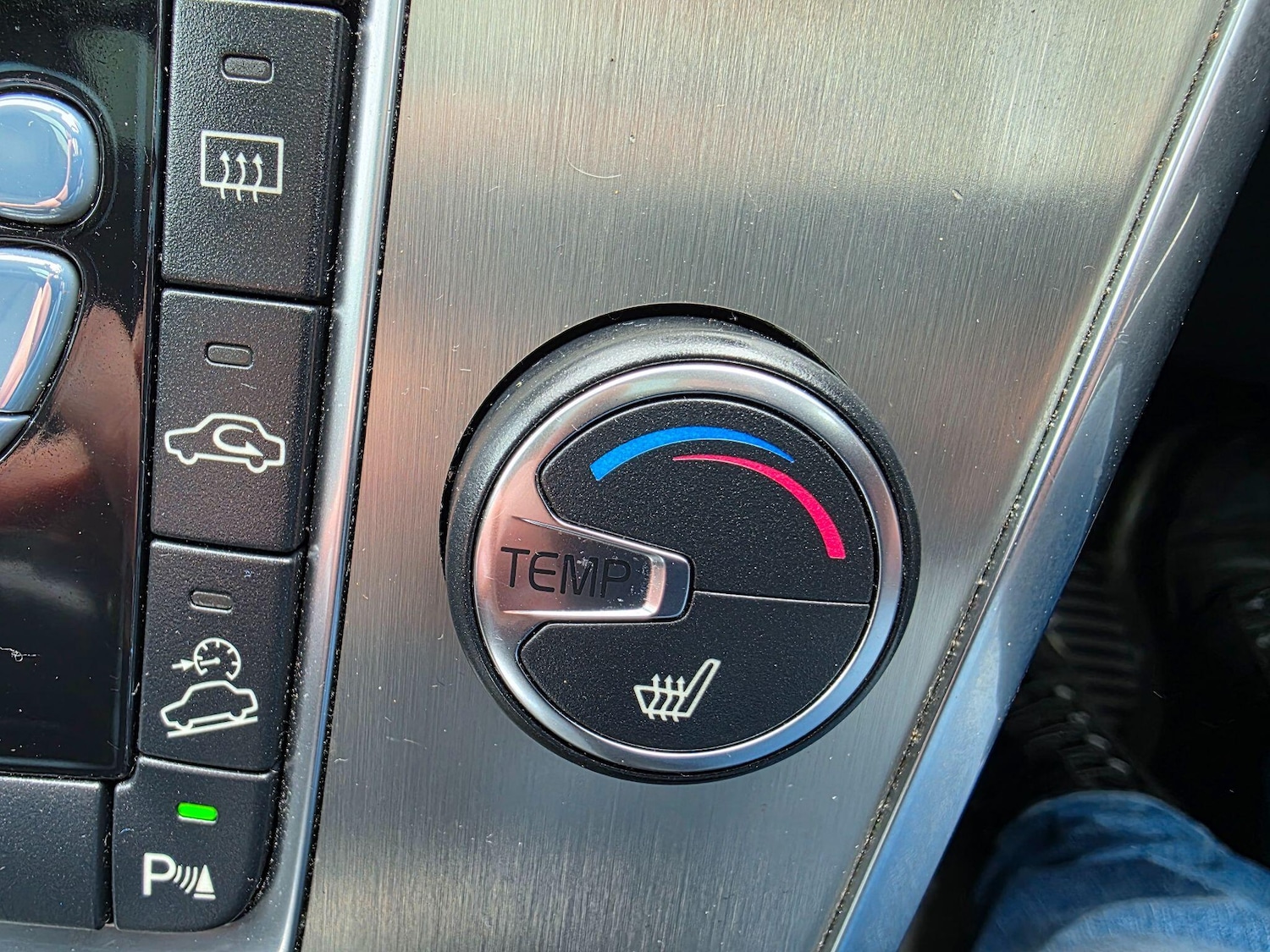 Used Volvo XC60 2012 for sale - 77853913: Photo 31